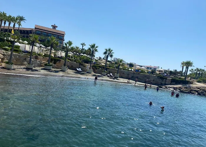 Faros Sea View Πάφος