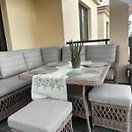 Faros Sea View Apartament Paphos